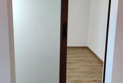 Apartament cu 3 camere decomandat în Oltenița - 1