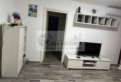 Apartament 2 camere, semidecomandat, Podul de Piatră
