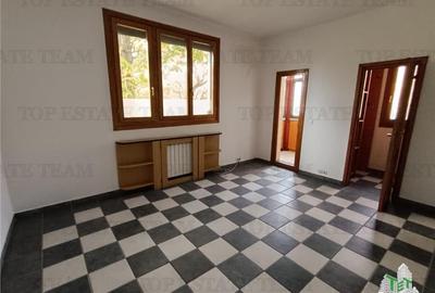 Vanzare vila pretabil rezidential, birouri, comercial metrou 1 Mai - 7