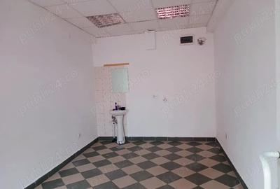 Spațiu comercial, de 14 mp, în Veteranilor - 1