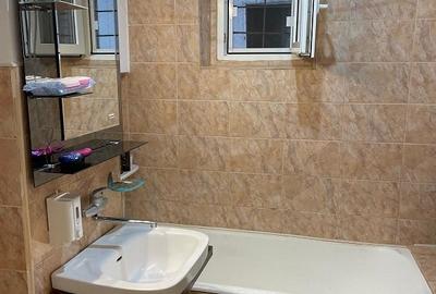 De inchiriat 2 camere, Micro 17, etaj 1 - 5