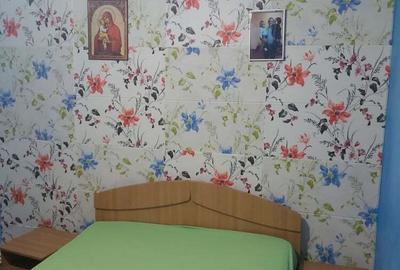 Apartament cu 3 camere semidecomandat în Năvodari - 1