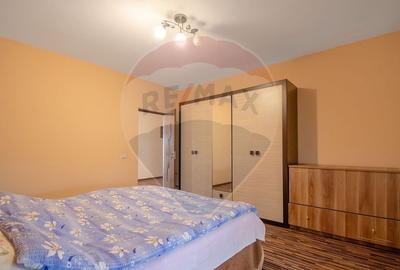 Casa + teren + hala de vanzare in Beregsau - 0% Comision - 16