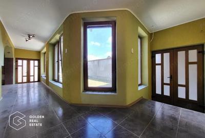 Casă cu 6 camere cu Teren 839 Mp în Neudorf - 19