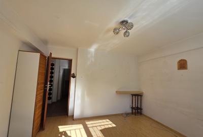 Apartament 2 camere, ultracentral, parter – confort și accesibilitate Apartament 2 camere, ultracentral, parter – confort și accesibilitate - 4