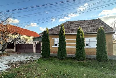 Casă cu 4 camere în Central - 1