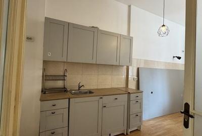 2 ETAJE DE INCHIRIAT Piata Amzei- Piata Romana IM507 - 4