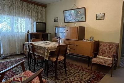 Apartament cu 3 camere semidecomandat în Central - 3