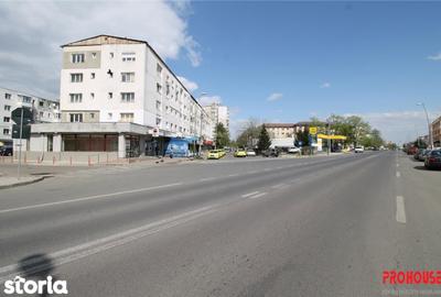 Spațiu comercial, de 111 mp, în Cornișa - 2