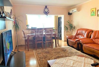 Apartament cu 4 camere decomandat, mobilat în Primo