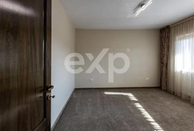 Casă cu 5 camere cu Teren 254 Mp în 9 Mai - 7