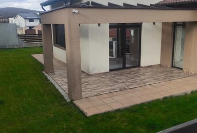 Casă cu 9 camere în Sâncraiu de Mureș - 5