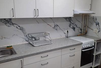 Apartament cu 3 camere semidecomandat în Circumvalațiunii - 3