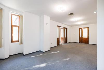 Apartament cu 7 camere semidecomandat în Ultracentral - 26