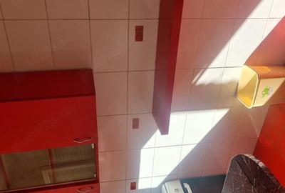 Apartament cu 3 camere decomandat în Central - 2