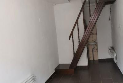 Spațiu comercial, de 28 mp, în Central - 1