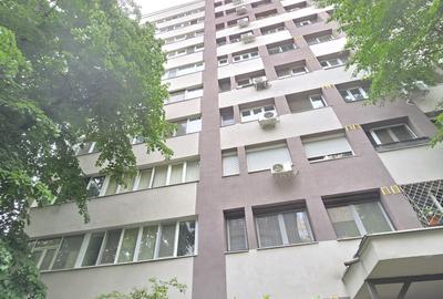 Apartament 2 camere Bd Uverturii Metrou 52mp Lujerului 3 minute