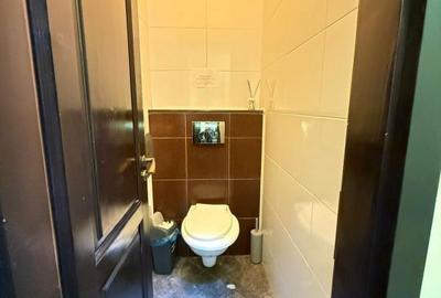 Spațiu comercial, de 80 mp, în Central - 5