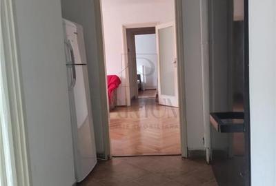 PIATA 700 - ETAJ 2 - CURTE INTERIOARA - 3 CAMERE - 10