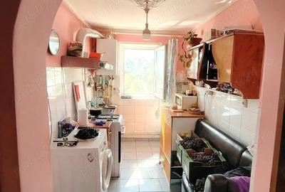 Apartament decomandat 2 camere - 1