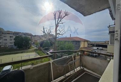 Apartament cu 2 camere decomandat în Central - 2