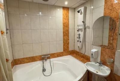 Apartament cu 3 camere decomandat în Republicii - 9