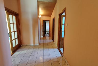 Vila P+2 de ichiriat zona KM 5 - 15