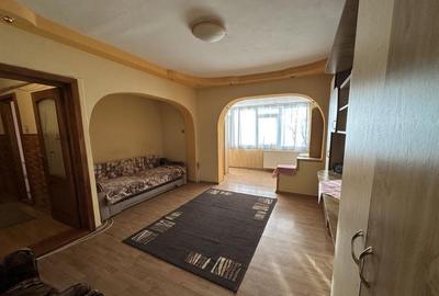 Apartament, 3 camere, Micro 13B - 2