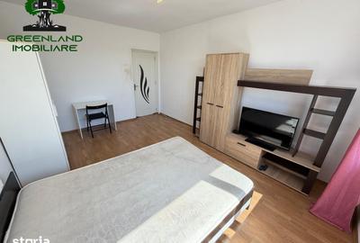 Apartament cu 2 camere decomandat în Podu Roș