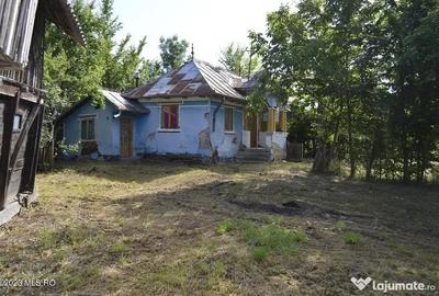 Teren de 4700 mp, în Suseni - 13