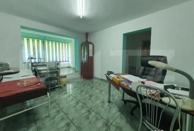 Spațiu comercial, de 48 mp, în Decebal - 1