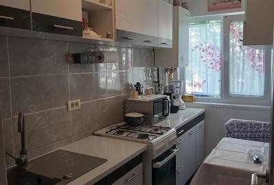 Vand apartament mobilat. - 1