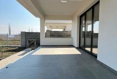 DUPLEX IN ZONA CENTRALA IN COVACI LA 135.000 EURO + tva ( total 161000 - 15