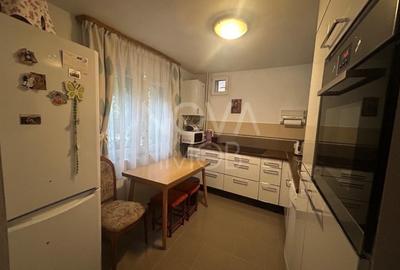 Casa de vanzare 200 mp cu spatiu comercial la parter, strada Lunga - 5