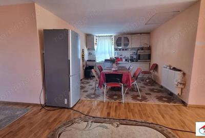 Casă cu 4 camere în Păulești - 7