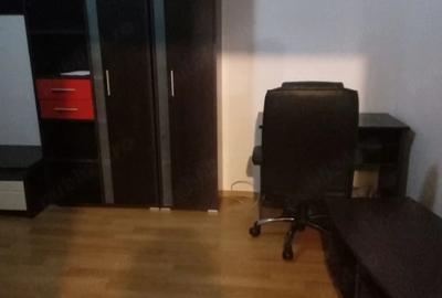 Apartament cu 3 camere semidecomandat în Republicii - 1