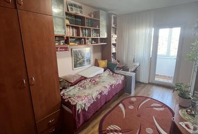 Garsonieră decomandată, mobilată în Dâmbovița