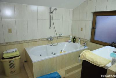 Casă cu 4 camere în Moșnița Nouă - 8