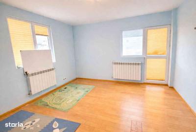 Casă cu 5 camere cu Garaj în Central - 2