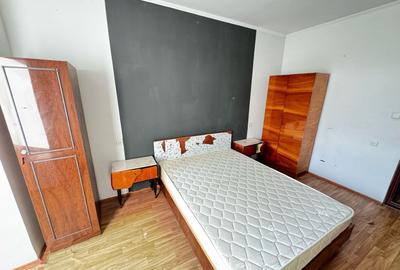 Apartament cu 3 camere decomandat în Bartolomeu - 2