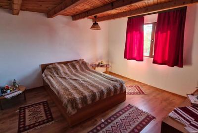 Casă cu 3 camere în Bărbătești - 2