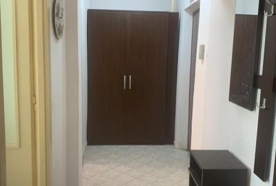 Apartament cu 3 camere semidecomandat, mobilat în Take Ionescu - 1