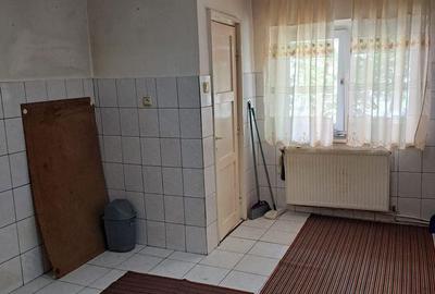 Apartament cu 3 camere decomandat în Carpați 2 - 6
