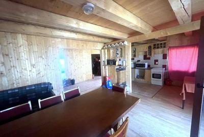 Casă individuală cu 7 camere cu Canalizare în Rogojel - 6