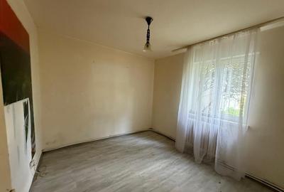 Apartament cu 3 camere semidecomandat în Dacia - 4