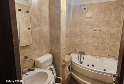 Apartament cu 3 camere semidecomandat în Valea Ialomiței - 4
