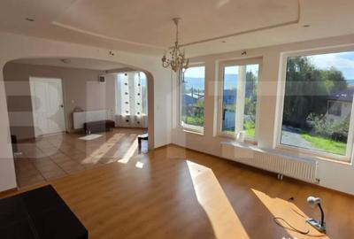 Casă cu 4 camere cu Teren 1000 Mp în Central - 3