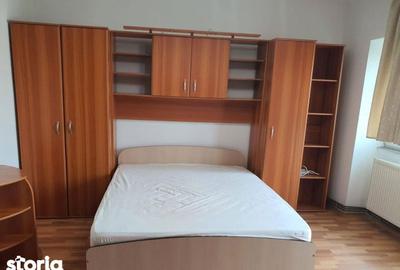 Garsonieră în Gară