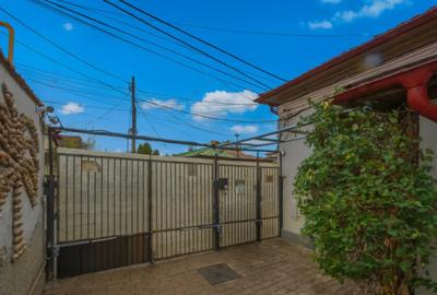 Casă cu 7 camere cu Piscina în Viilor - 5