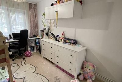 Girocului | 3 camere | Decomandat | Balcon | 2 băi | Centrală proprie - 17